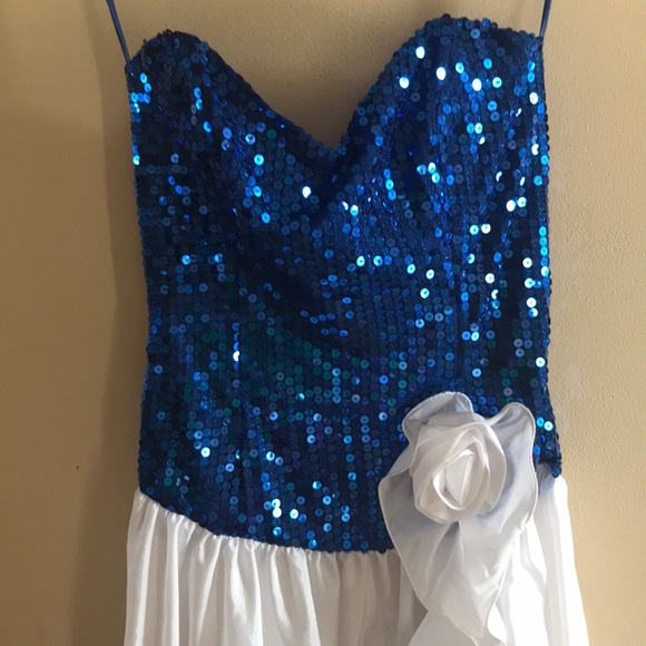 1990 White and royal blue sequins formal dress - Picture 3 of 5
